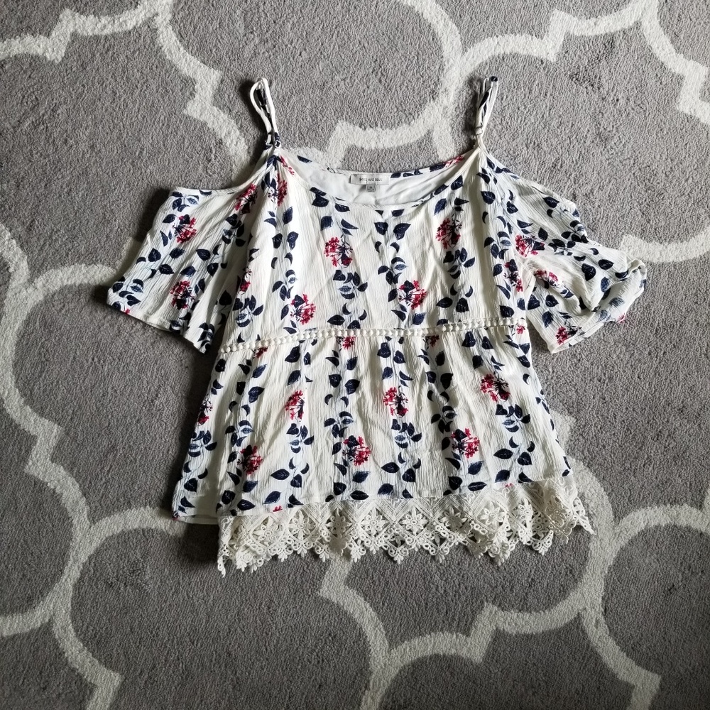 Skies are Blue | cold shoulder top